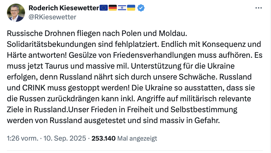 Da Roderich K. mich blockiert hat kommt die Antwort per Screenshot: Das einzige Gesülze, das ich hier sehe, sondert dieser Kriegstreiber und Rüstungslobbyist ab anlässlich einer mehr als nur durchsichtigen Black Op. 
Derjenige mit einem Interesse an Drohnen über Polen ist der