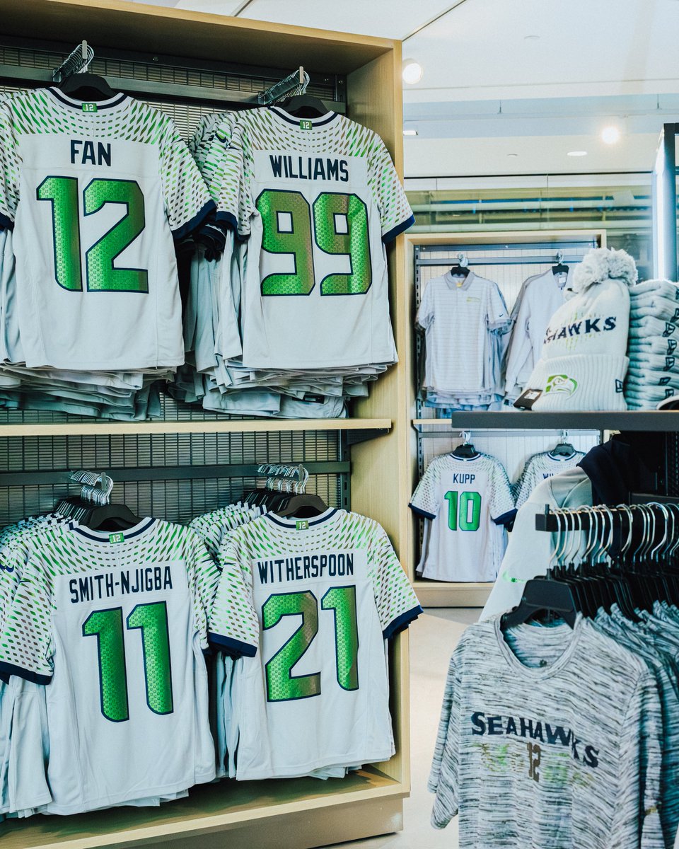 Seahawks Pro Shop tweet media