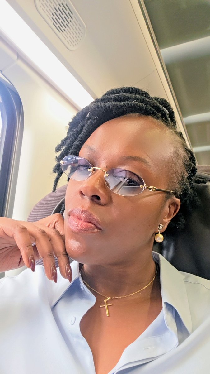 Pensée du jour :  Le niveau de réflexion en RDC s’est dégradé, alors que la parole s’est démocratisée et nous a conduits vers une généralisation de la médiocrité. Il serait utile d’organiser des journées dédiées à une réflexion critique sur la reconstruction nationale. La