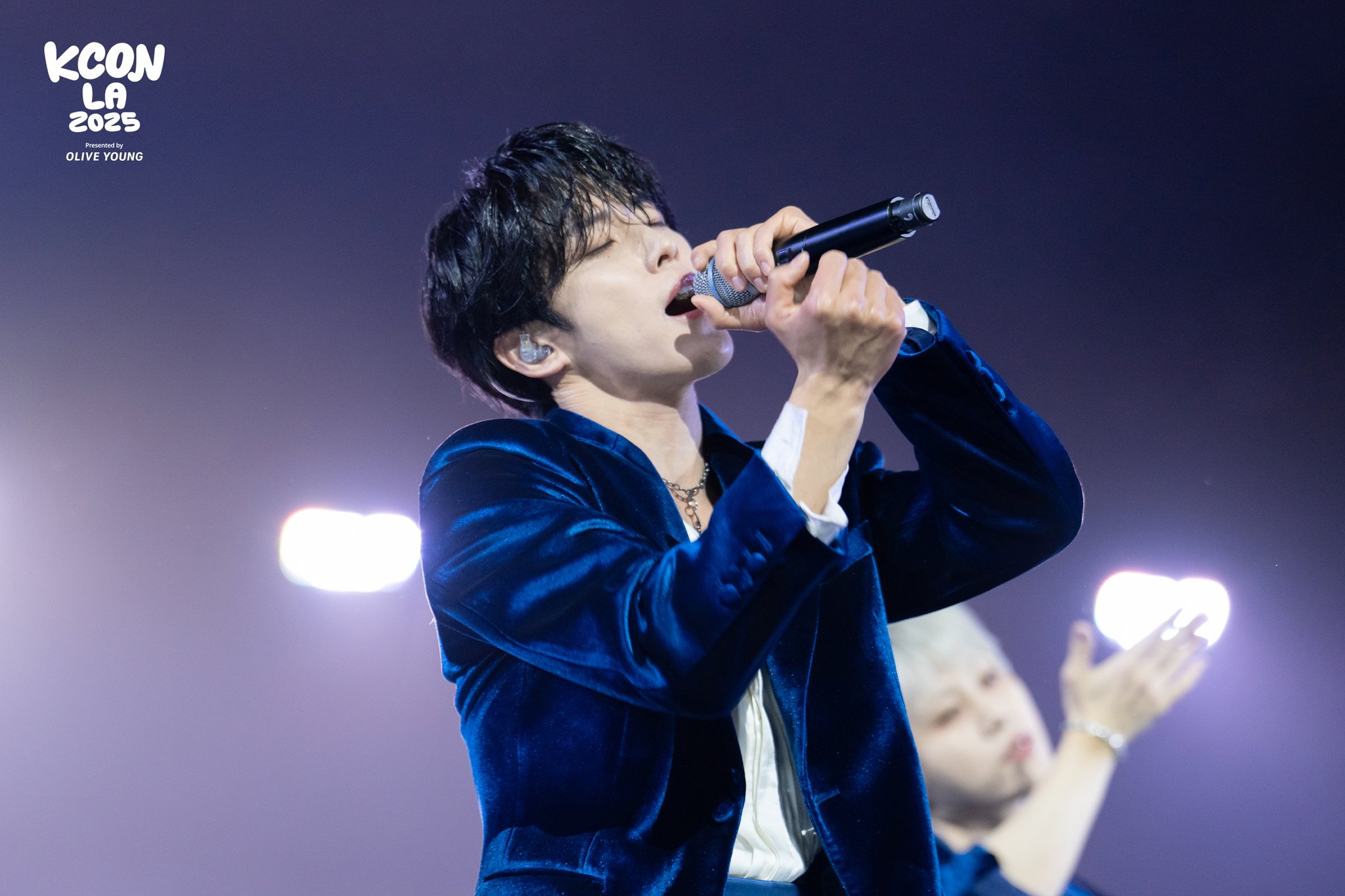 kcon 河野純喜　オンライン 60000ウォン ?media_id=3366913059989298005