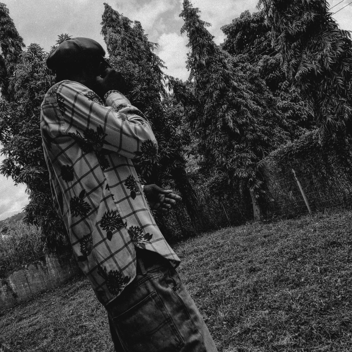 lilultra__'s tweet photo. 🧛🏿‍♂️
#333 #n3ptun3vibes https://t.co/ht3fo6Thcm