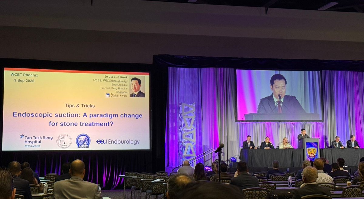 jl_kwok's tweet image. Absolute pleasure to speak at the #WCET25 Plenary on Suction Techniques, Tips &amp;amp; Tricks. #FANS #DISS #sPCNL #IRP 
Thanks for the invitation! @Endo_Society #Phoenix
@PEARLSendouro @asiaendouro @Uroweb