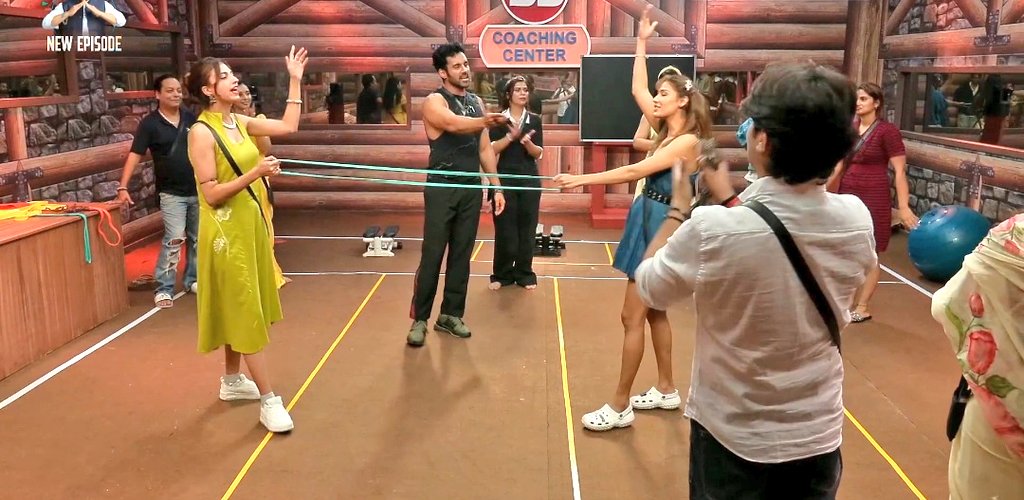 It’s #AbhishekBajaj  the Diamond of #BiggBoss19.

While everyone went personal, Abhishek never spoke anything against anyone. He played every task with dignity and respect.

That’s the true quality of a winner.

And his song selection? Perfect  Sher Sher.🔥🔥