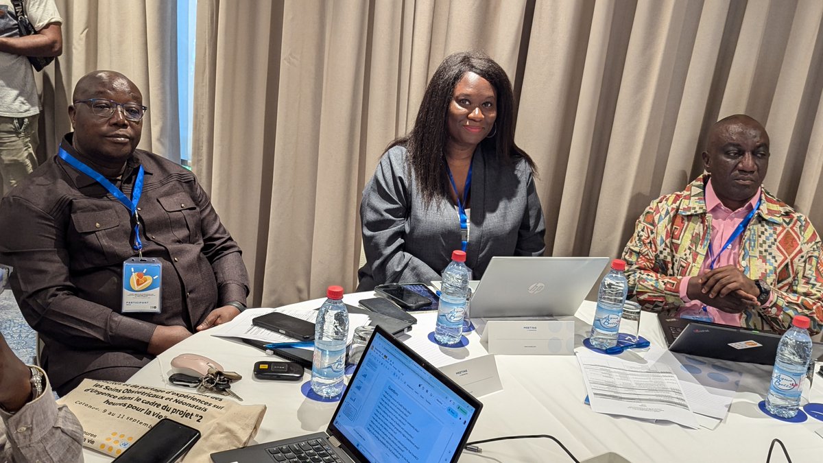 3 jours d'échanges et de projection entre le #Bénin🇧🇯, la #CôtedIvoire🇨🇮 et le #Togo🇹🇬 à Cotonou dans le cadre de l'atelier régional du projet "2 heures pour la vie" avec le soutien de <a href="/UNFPA/">UNFPA</a> et <a href="/UNFPA_WCARO/">UNFPA WCARO</a>, financé par <a href="/TakedaPharma/">Takeda</a>
#SantéMaternelle