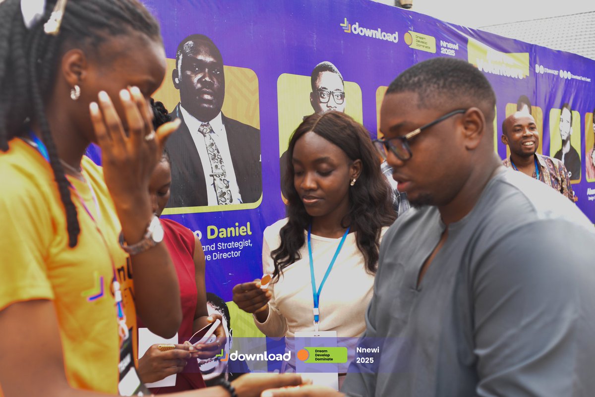 DownloadTechE's tweet image. Picture Splash ----Download Tech Event 2025 

The moments were magical.  The energy was unmatched.  The people?  Simply incredible! 

#Download2025
#DownloadTechEvent
#TechEventNnewi
#NnewiTechEcosystem
#Nnewitechconference