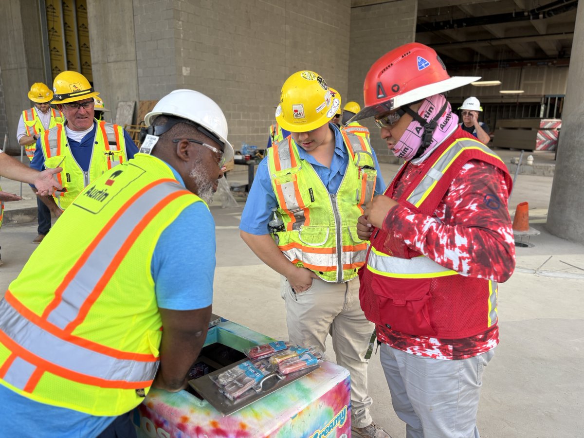 KDC_Development's tweet image. Level 12 has commenced at our Bank of America Tower at Parkside project, representing the Sky Lobby and first floor of office! We’ve completed 17 levels of garage, 7 below grade and 10 above grade! We celebrated this milestone with @FriosPops onsite.
#PacificElmProperties