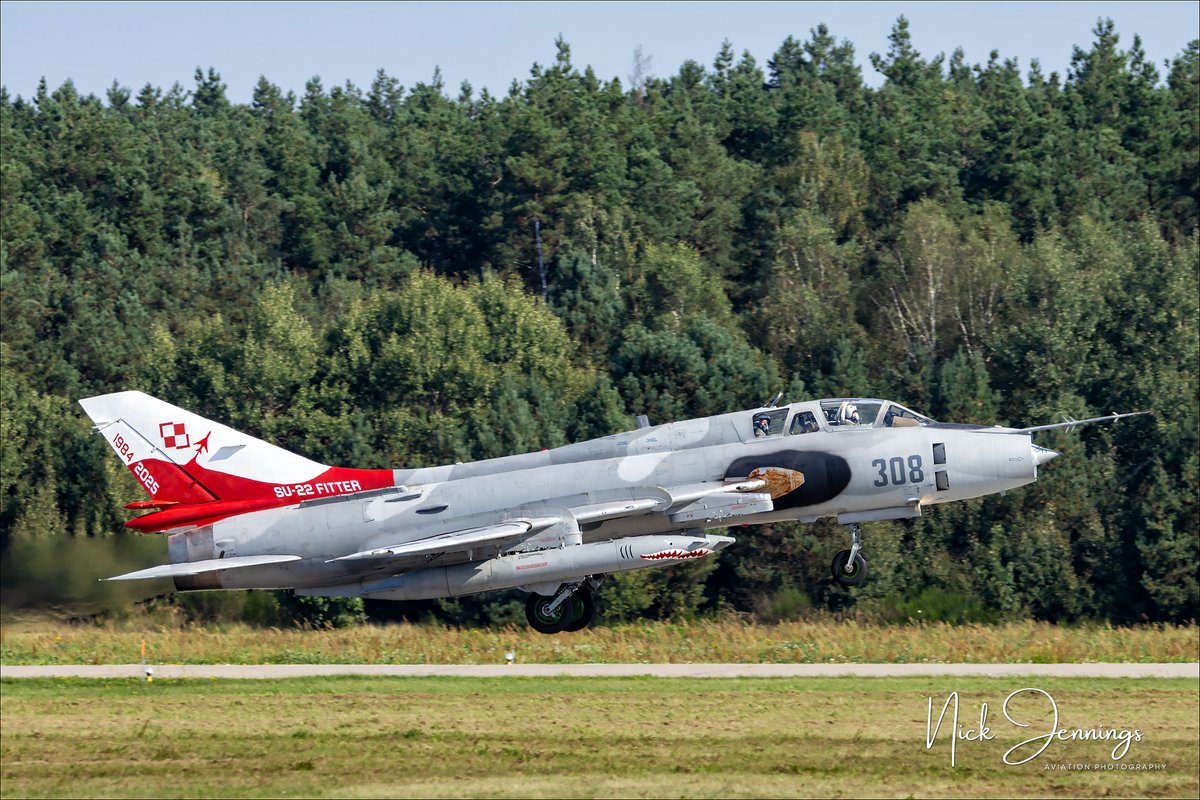 darealnjennings's tweet image. Headed to Poland for the Su-22 retirement event and they had one last surprise for us, this is the final special tail scheme which was unveiled at the event. After the crazy events of this morning, I was worried this event wouldn&apos;t go ahead!