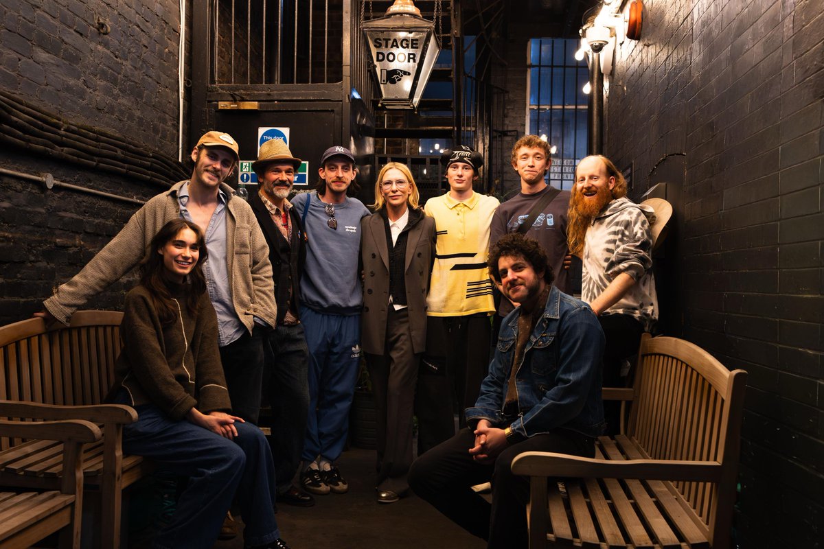 The one and only, legend Cate Blanchett in the studio 🤘

📸: Ben Delfont 

#Stereophonic