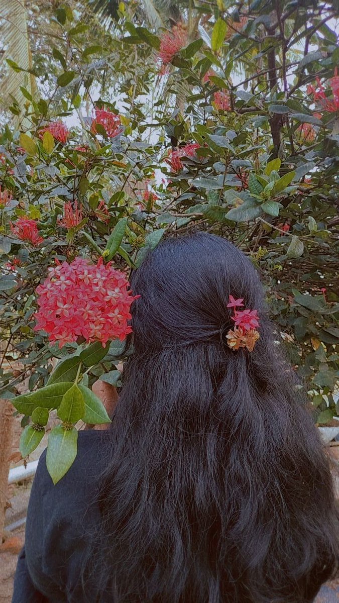 MalavikaAmmu tweet media