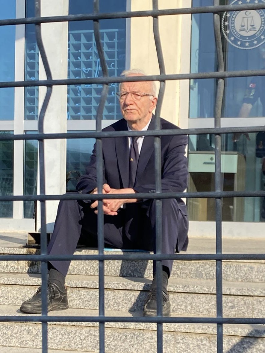 ConférenceBâtonniers tweet media