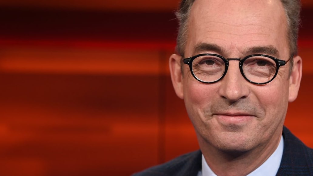 „Würde der SPD raten, sich um Gruppenvergewaltigungen statt ums Hinterherpfeifen zu kümmern“ to.welt.de/bUpD1wA