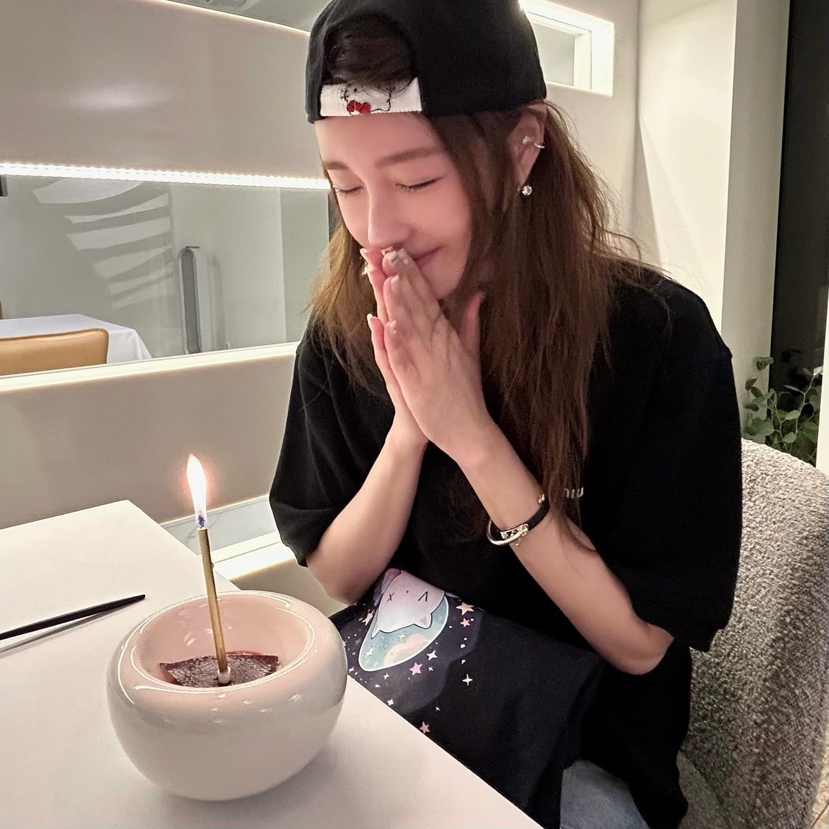 데뷔 18주년 축하해 🎊 ❤️