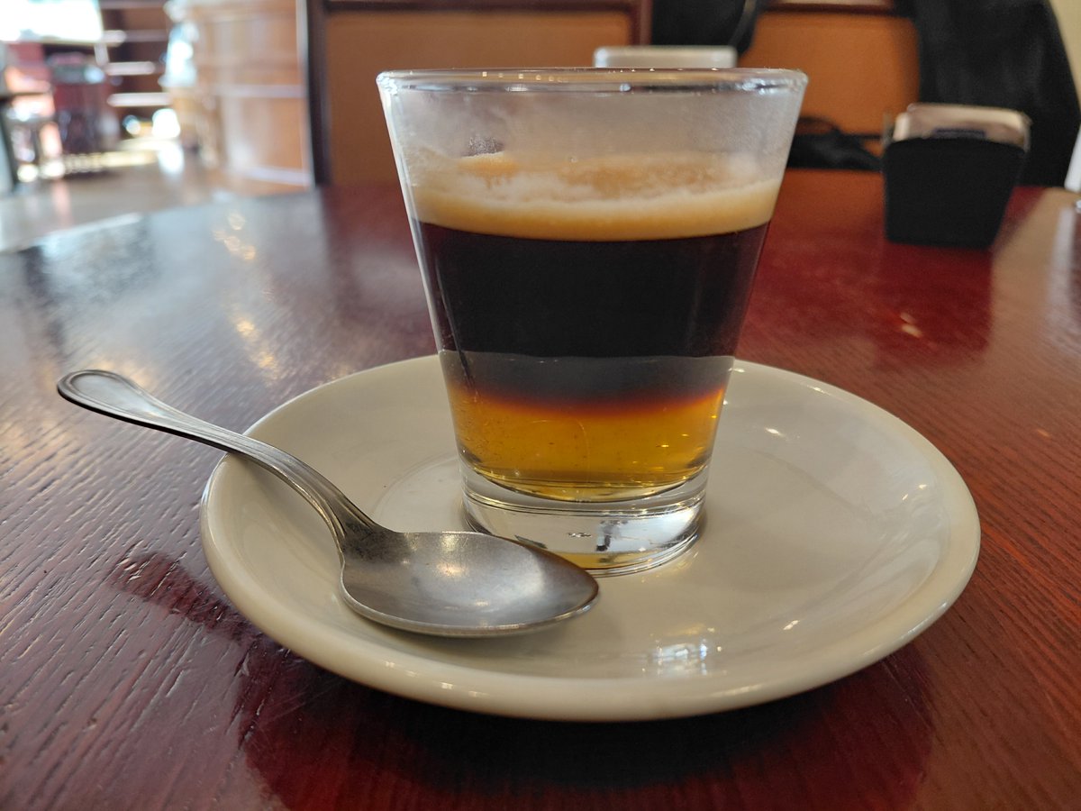 #Ravenna was the place that surprised me the most on our #Italy #roadtrip. 1,500 year old #mosaics, amazing food, and a side trip for a spiked #coffee.  We even pay respect to #Dante. 
youtube.com/watch?v=j-8zu2…
#foodie #travel #italianfood #piadina #culinaryadventure #divinecomedy