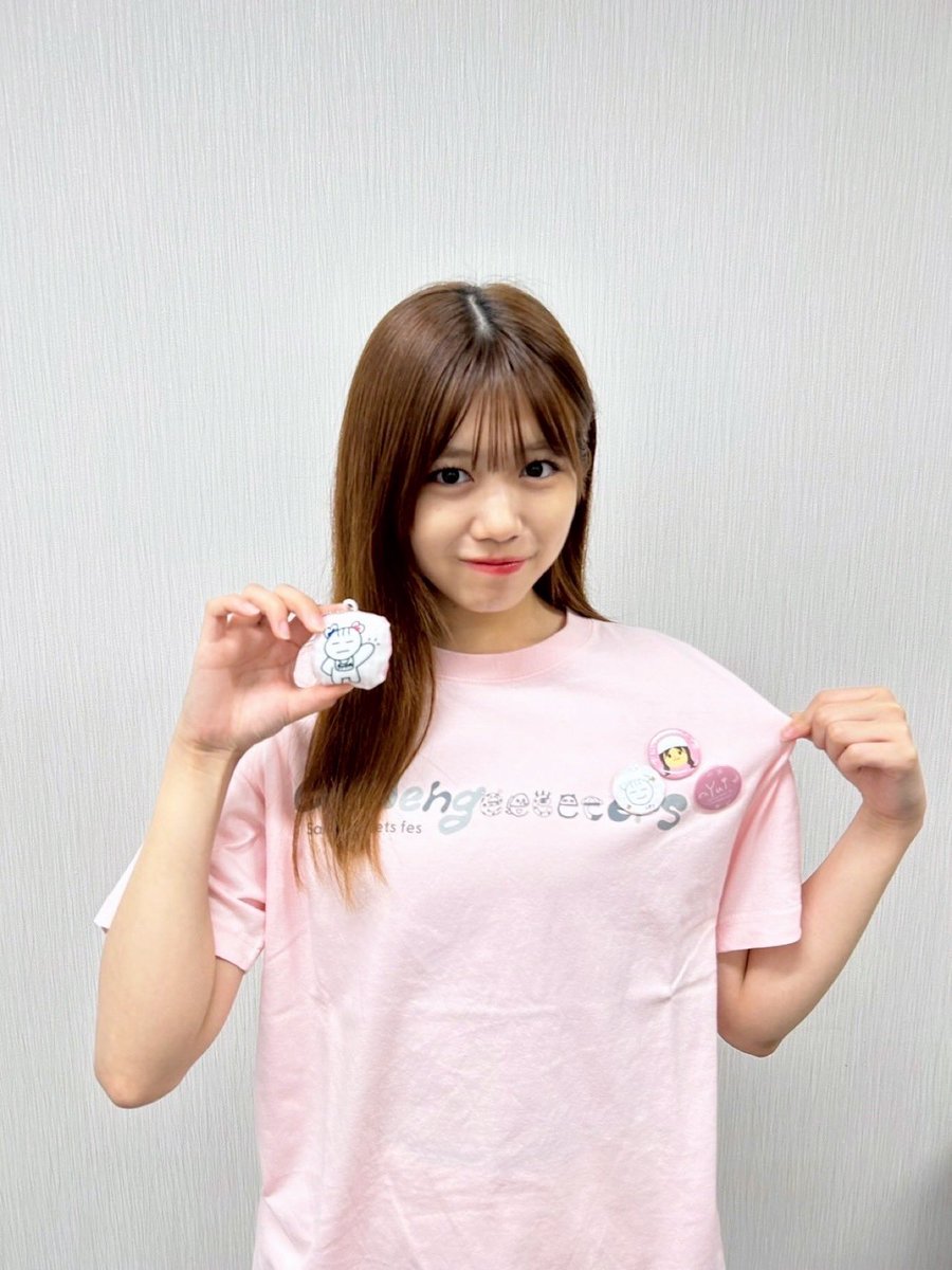 いよいよ明日‼️ #サクラミーツフェス グッズを #櫻坂46 #武元唯衣 が