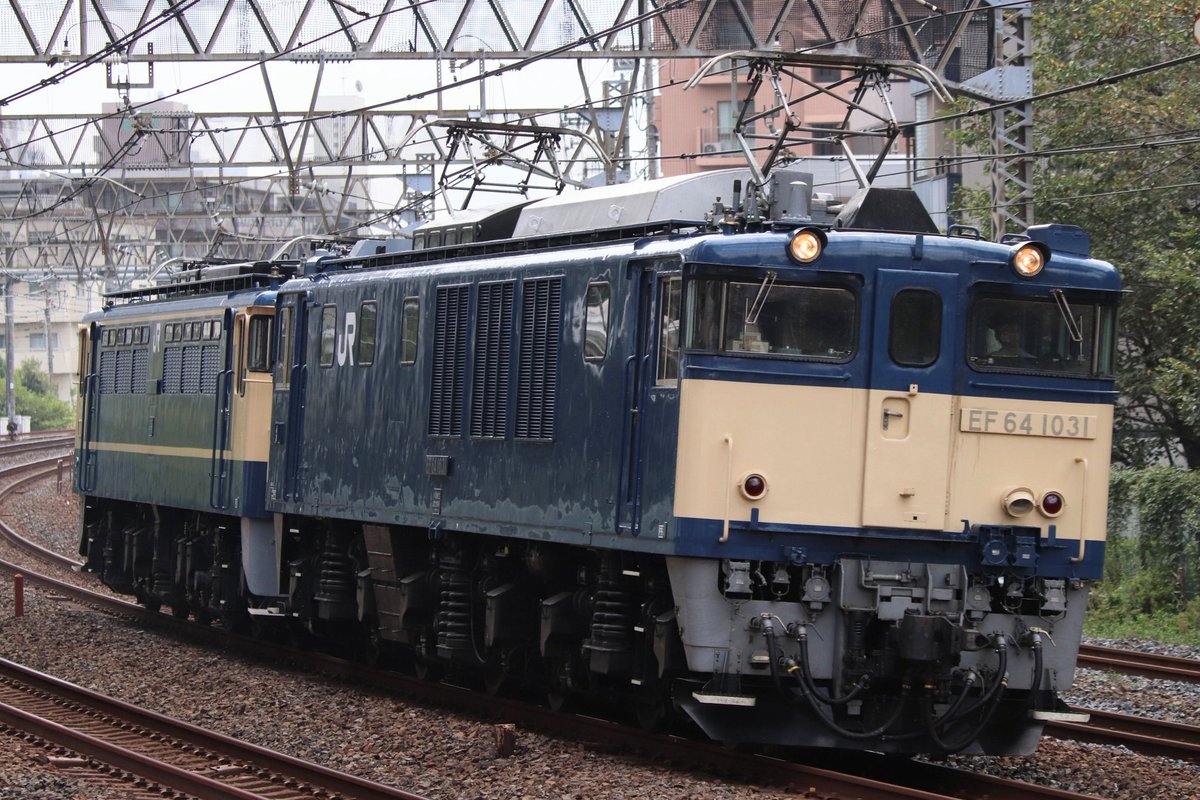 067jMwvs's tweet photo. 9月10日(水)
尾久→大宮操→長野 配9521〜9520
EF64 1031+ﾑﾄﾞEF65 1115 https://t.co/pgBCxvZcHB