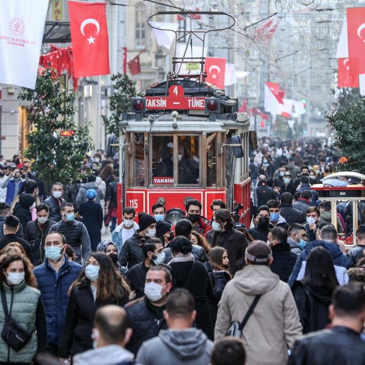 bosunatiklama's tweet image. Türkiye'de COVİD-19 vakaları yeniden artmaya başladı. (Ekol TV)