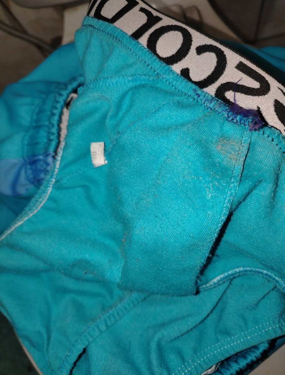 Morbozo5's tweet photo. Un calzΓ³n con olor y manchas de macho y una verga con smegma π₯΅ lo mejor / A pair of underwear with a manly smell and stains and a dick with smegma π₯΅ the best
#hairyhunks #usedunderwear #usedgear #dirtyjock #manstink #mansmells #dirtybriefs #hairy #muskdick #gay #gayunderwear https://t.co/TNbGRNvY5T