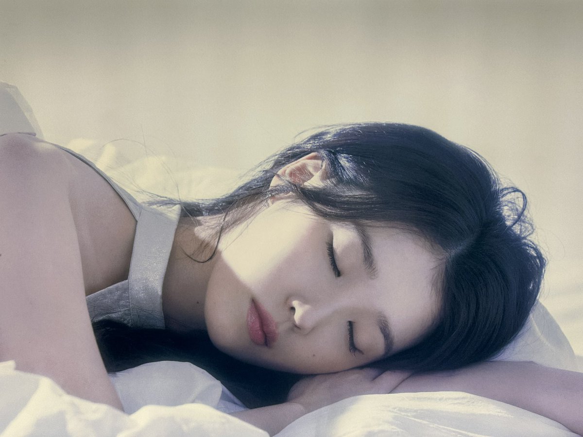 jieunfeeds's tweet image. unreal