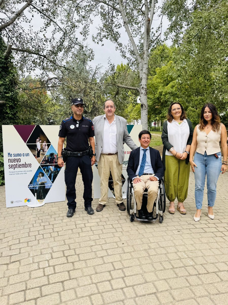 ccmmMadrid's tweet photo. Este septiembre, junto a @unicomplutense renovamos nuestro compromiso en #UnNuevoSeptiembre 💪
La campaña contra las novatadas en el Jardín Botánico UCM, acompañados de @BorjaFanjul, @madridsalud, @policiademadrid y la presencia de directores de los CMM.
🚫No a las #novatadas. https://t.co/od4fYXEdPQ