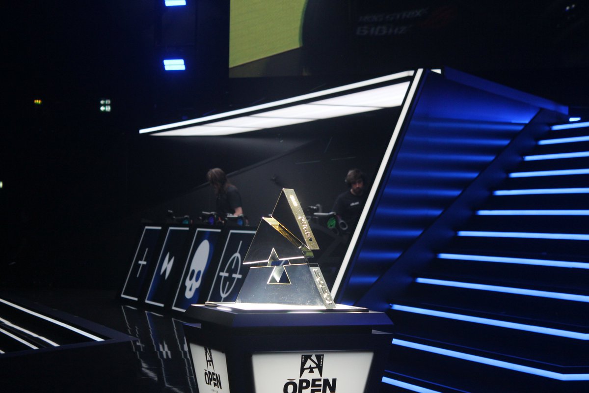 CSSeriesGG's tweet photo. What a weekend.๐ฅ
Huge thanks to everyone who supported CS Series at #BLASTLondon, this is just the beginning.
Congratulations to @G2CSGO on lifting the trophy ๐
Until next time. #CSSeries https://t.co/9naPXFkSBF