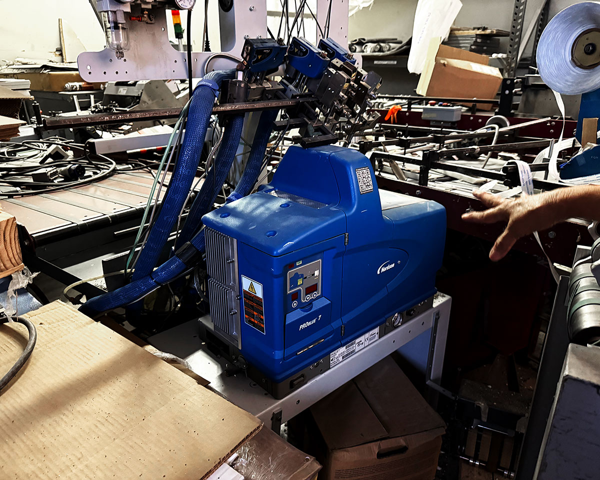 usedpresses's tweet image. ⚠️ Moll Pocket Folder Gluer Available ⚠️

▶️ Final Fold, Conveyor Delivery
▶️ Glu-Bind Quadra Plex
▶️ Size Up to 30 x 30 in
▶️ Hot melt and cold glue

Visit 🇨🇦 ow.ly/x9Qf50WUeAA 👈

Call ☎️ +1 (416) 752-4488 or 📨 machines@printersparts.com 
 
 #MollFolderGluer #GlueBinding