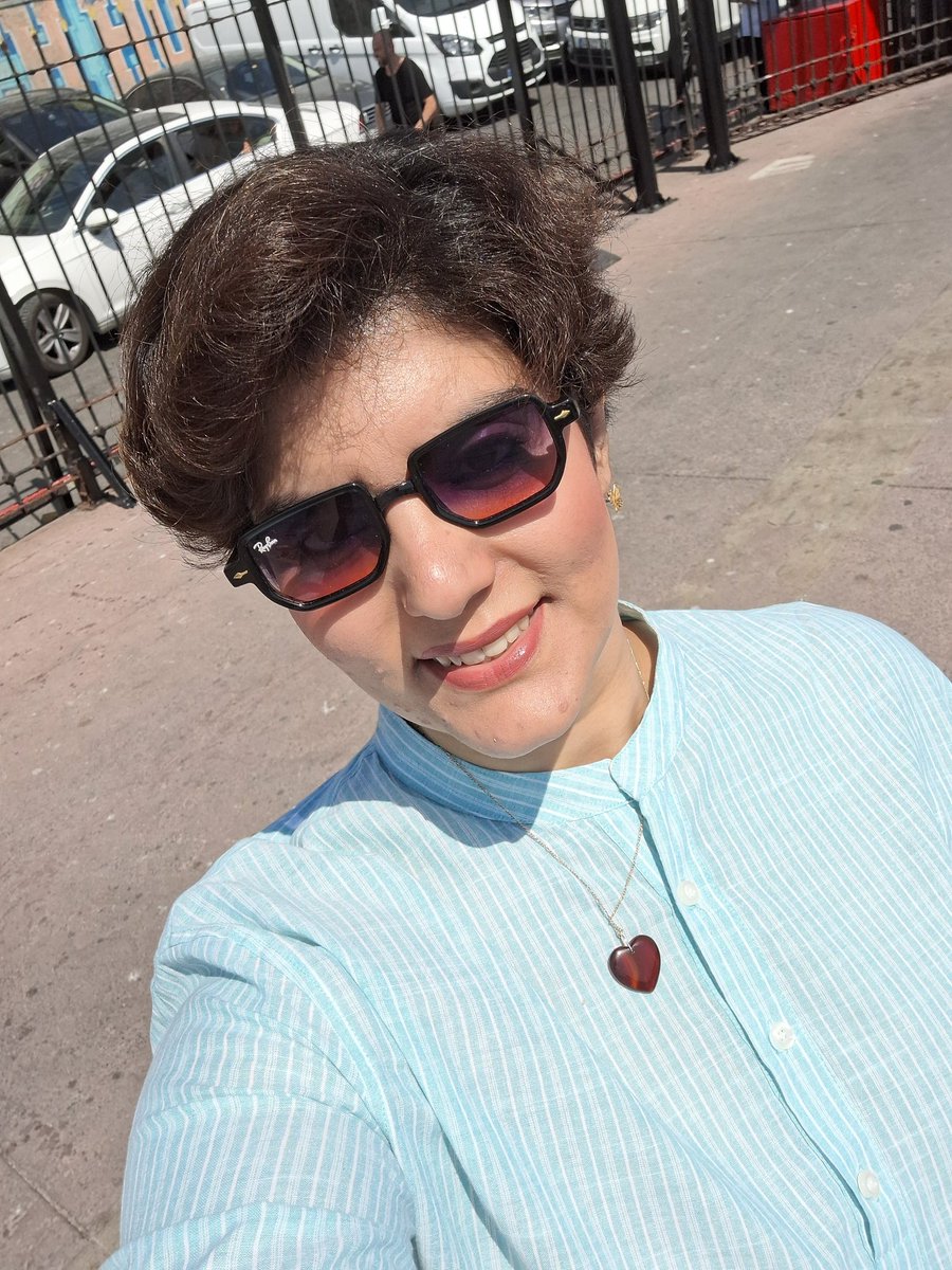 sabaart02's tweet image. Hello my dear fam and #AEW 

Fantasy Garden🌹
This is my new drop on #skurpy 
This is done with watercolor. 
Edition 4/5
Tezos 5.55
👇