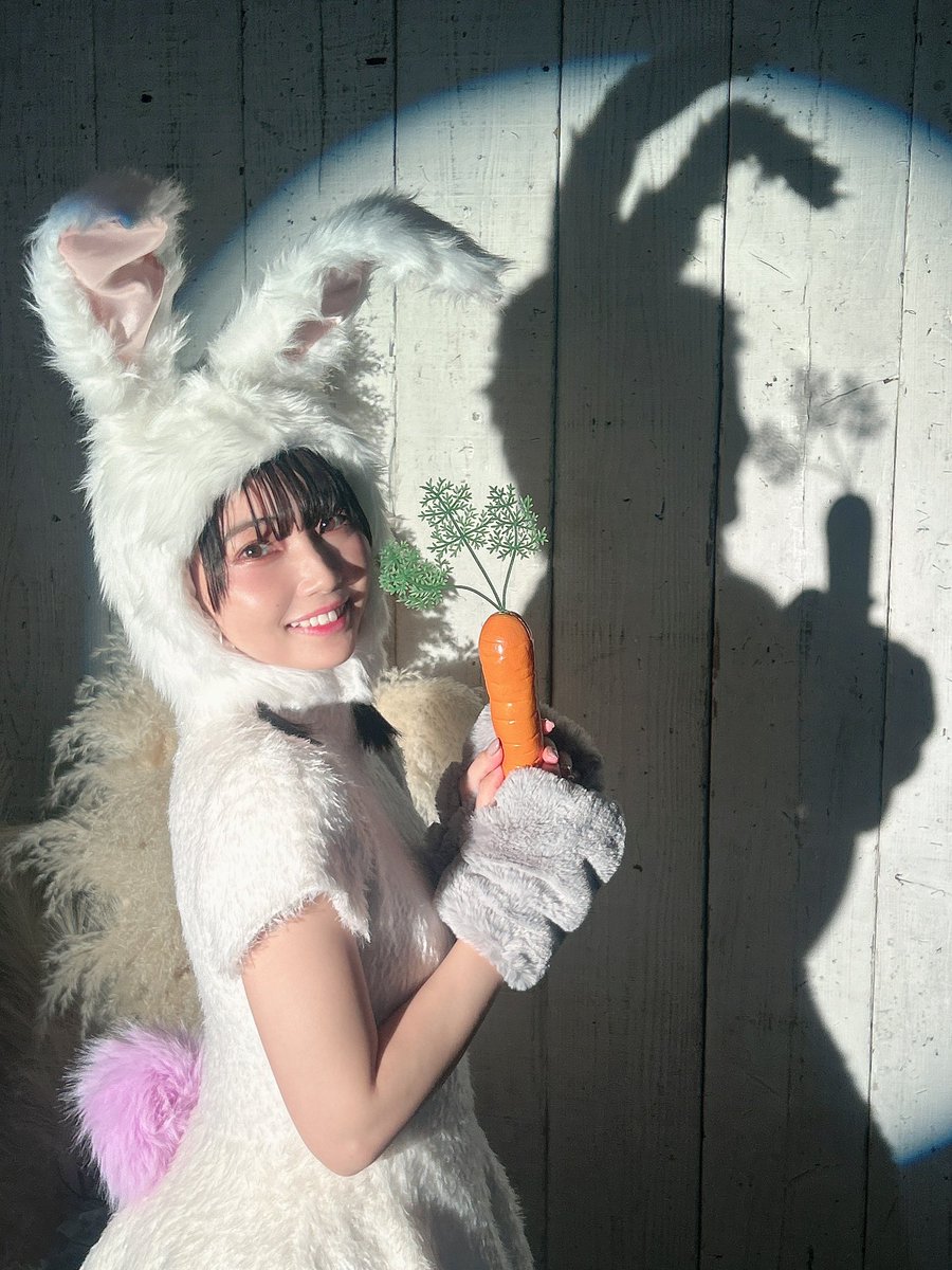 声優グランプリ 10月号」本日発売です✨ うさぎだよ🐇🌕 #声グラ #Hi