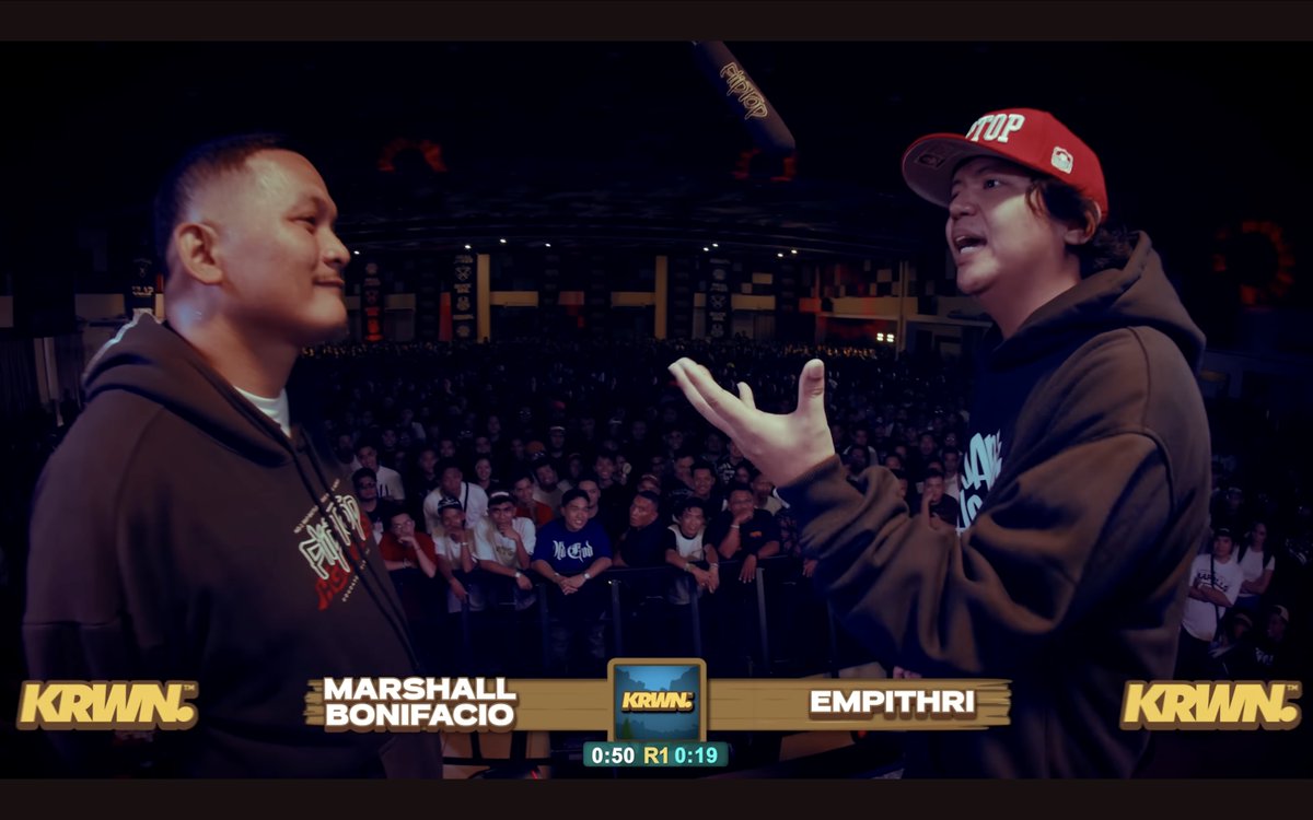 MARSHALL BONIFACIO vs EMPITHRI!!! 
youtu.be/GToUffwF78A

Sige hate lang, pero undeniable yan. Abangan si Empithri vs M Zhayt sa susunod na Sabado na! 

#FlipTop #MarshallBonifacio #Empithri