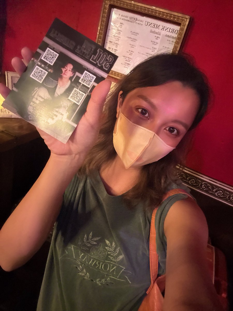ELLe_icecream's tweet photo. はっぴーすまいる🌞スーパースターのワンマン見てきた❗️✨
超楽しかった刺激もらったありがとう🔥
#SUNSETBAR https://t.co/8ioGcNH6xF