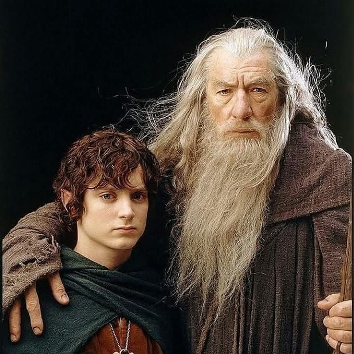 Gandalf &amp; Frodo CONFIRMED to return in The Hunt For Gollum!

Ian McKellen confirmed at a con last month in London that the 2 characters will be returning to middle-earth in The Hunt for Gollum in 2027 and that filming starts next summer.😍