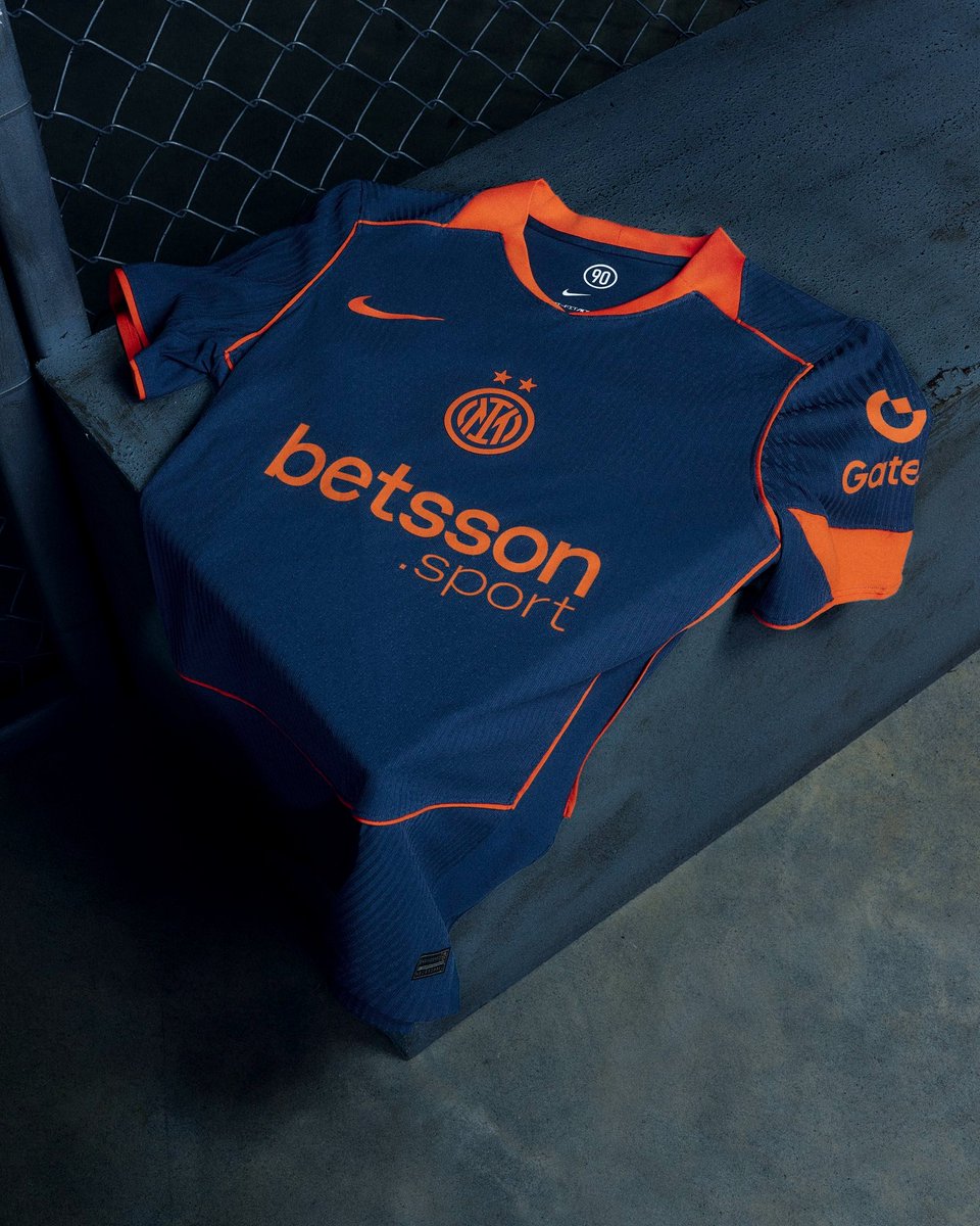 nerazzurriSoci_'s tweet image. 🚨𝐎𝐅𝐅𝐈𝐂𝐈𝐀𝐋 | Our new third kit for the 2025/26 season. 🔵🟠