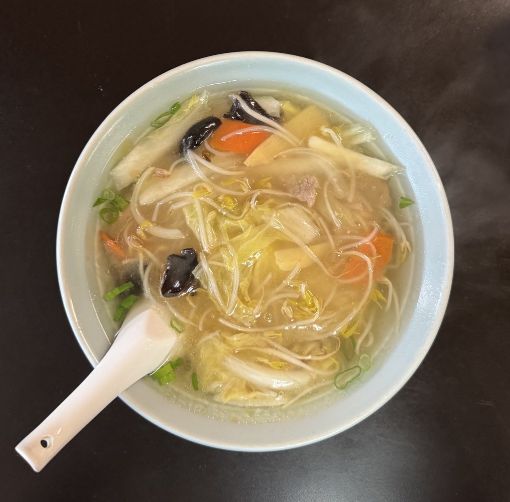 Ihsustae01925's tweet photo. グアムでもラーメン😁
#餃子
#めん喰い
#タンメン
#Tumon
#Tanmen
#MENKUI
#NoodleHouse https://t.co/GD1RfssOID