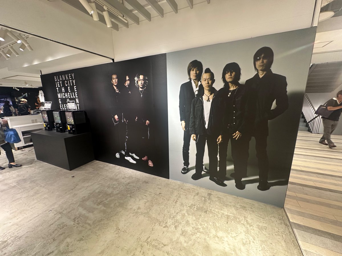 pylosics's tweet photo. 名古屋クアトロ初参戦、あとパルコの展示も https://t.co/o0jUKSpfQy