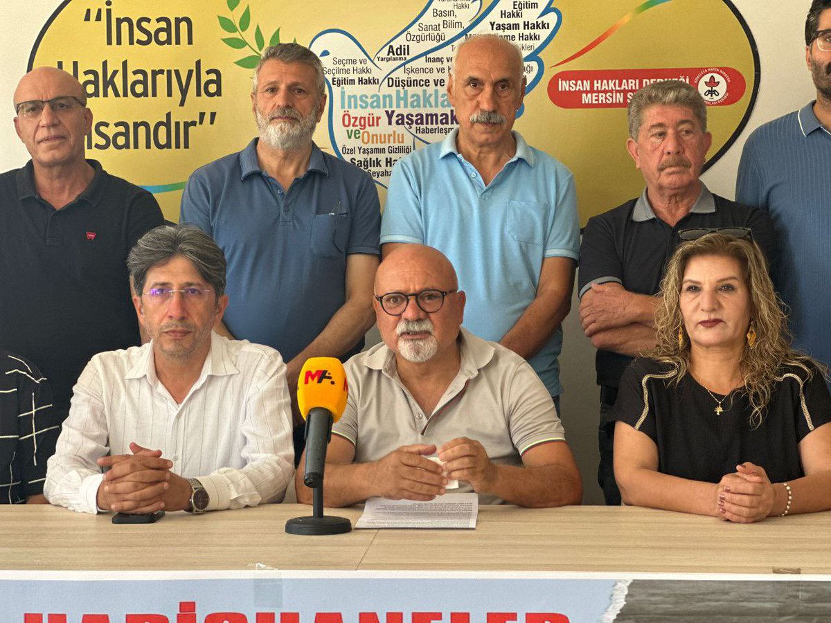 📍Mersin

“Kuyu Tipi Hapishaneler Kapatılsın, Devrimci Tutsaklara Özgürlük!”

İHD Mersin Şubesi’nde yaptığımız açıklamayla tüm demokratik kamuoyuna seslendik. Kuyu tipleri kapatılsın diyerek birleşelim; içerideki mücadeleyi dışarıya taşıyalım.  

Faşizme karşı omuz omuza!