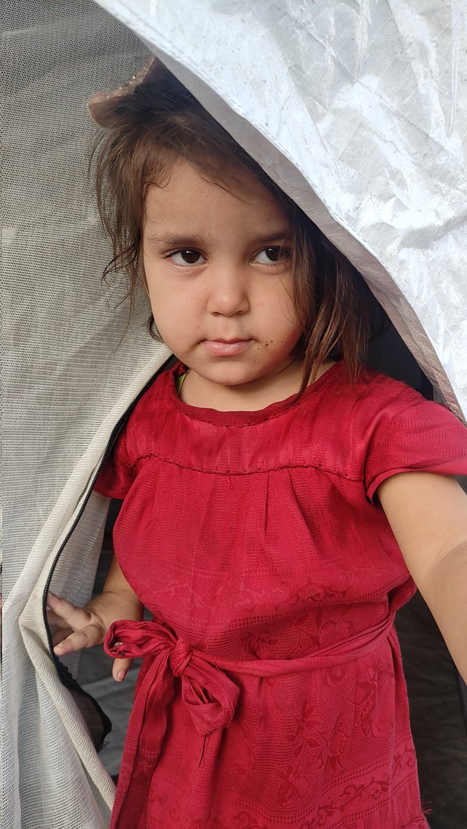 Sama__2021's tweet photo. I'm disappointed no donations no support no sharing you broke my heart and shut my voice up.

If you’re scrolling, PLEASE leave a dot . it's just a dot.
https://t.co/ZA6lHd5AEB https://t.co/VTvo1mmTTt