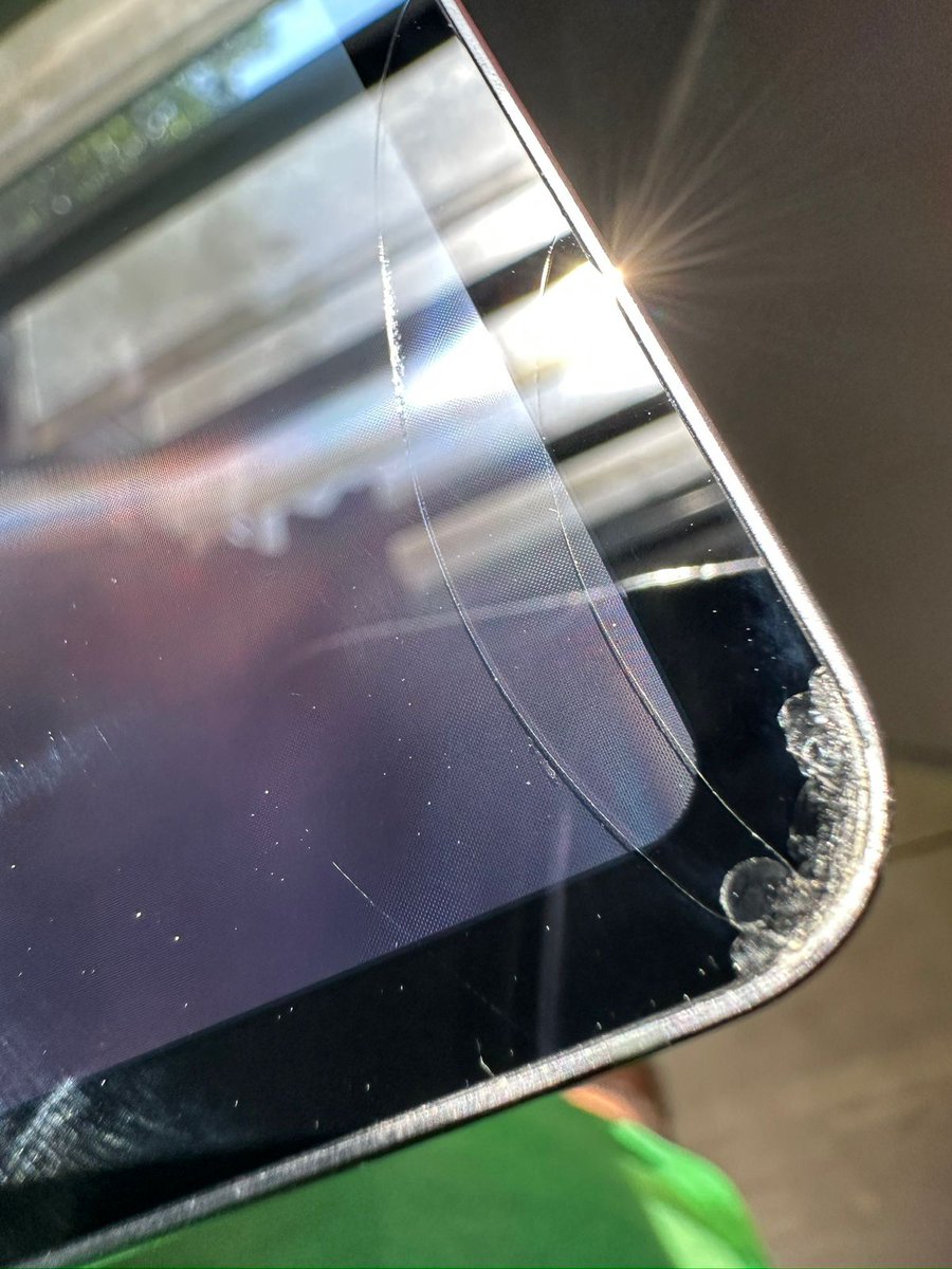 LifeLine025's tweet photo. @liljesse1990 @SamsungMobileUS S9 ultra sucks !! Tell them https://t.co/jGCEdHLLrl