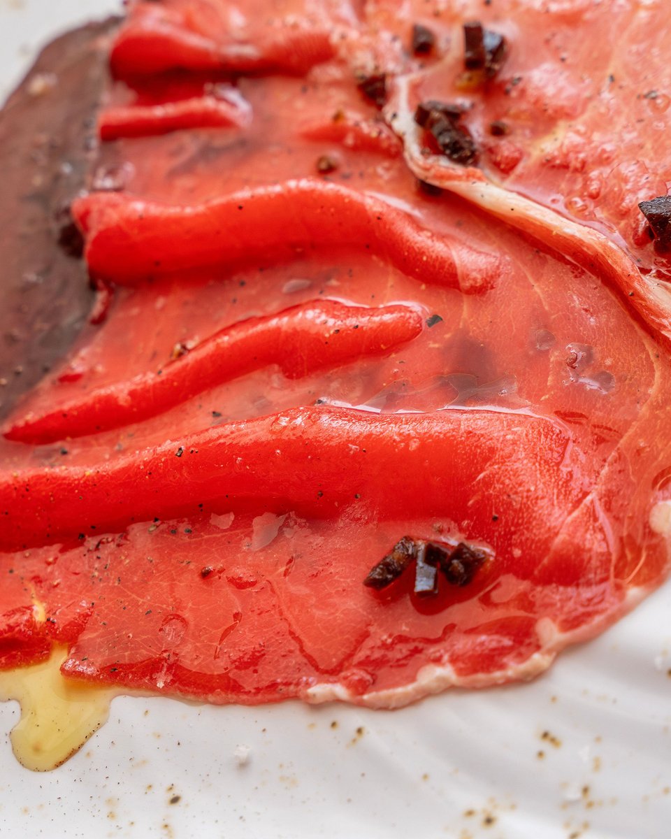 RestauranTOC's tweet photo. Un plaer indescriptible, tastar aquest 'txuletón' de tonyina vermella en carpaccio! 🤩
#tocalmar #begur #aiguablava #TocAlMarRestaurant #CostaBrava #restaurantscostabrava #arròs #brasa #marisc #peixalabrasa #peix https://t.co/sPvIvWAy2f