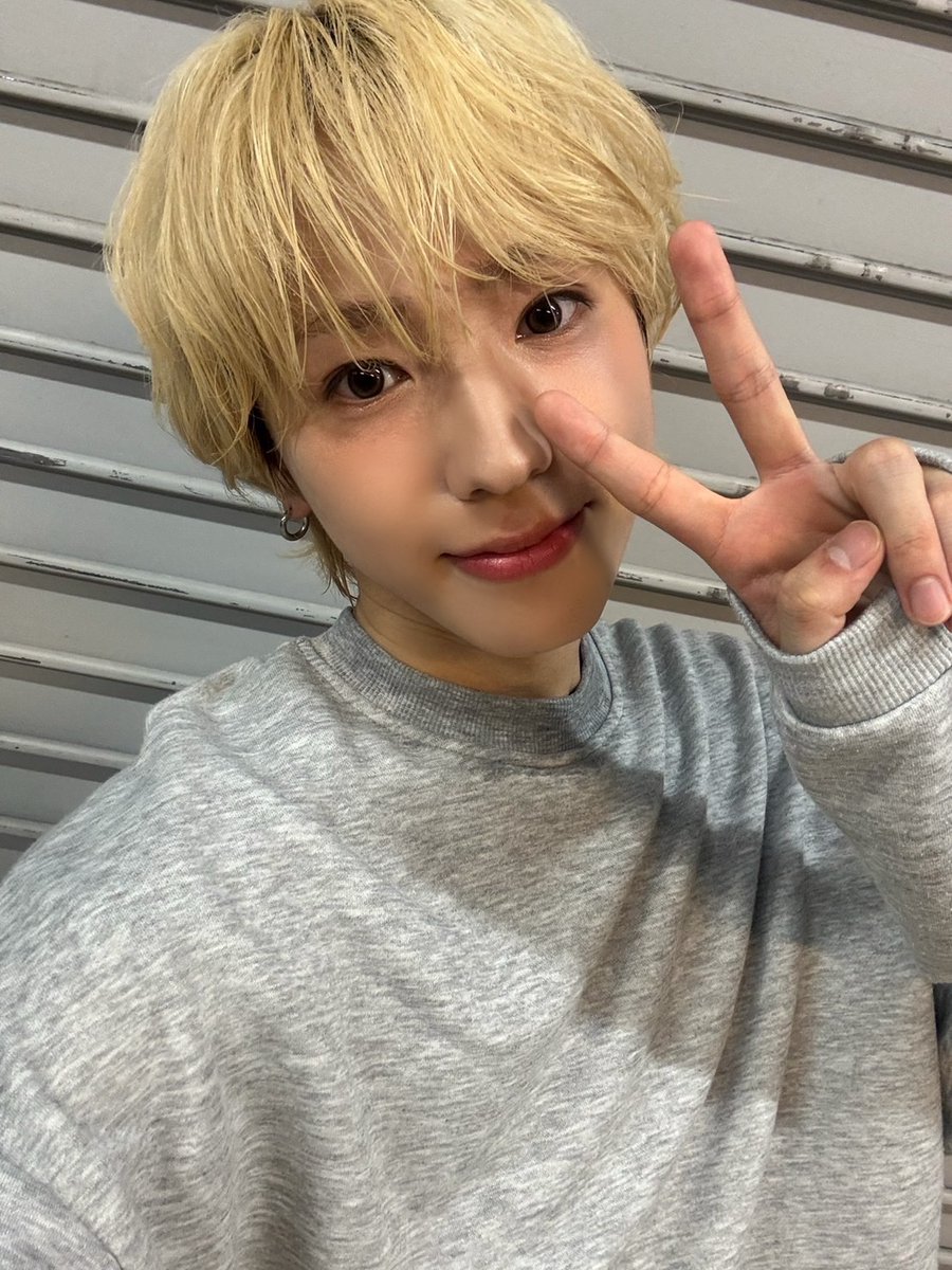 [YUTO]

熱いパワーを皆んなから貰えて
今日も最高の夢が見れそう。☺️

気をつけて帰るんだよ〜。✨🌙

#WILDBLUE #池田優斗 #YUTO