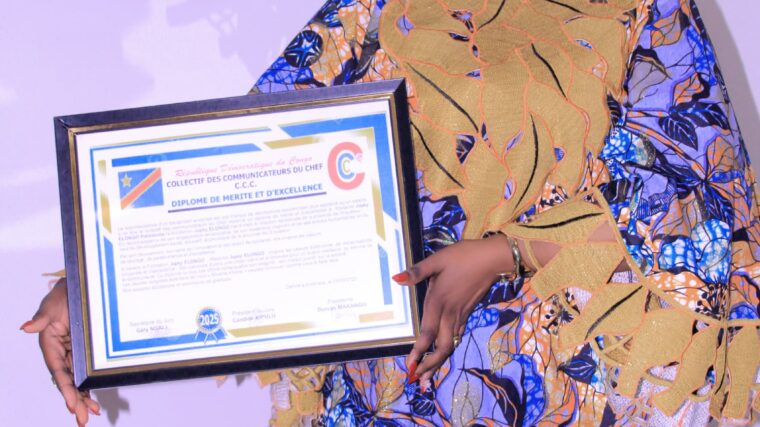 Gouvernance news.cd tweet media