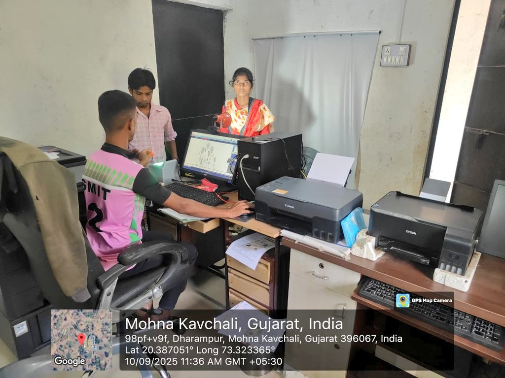 આધાર કાર્ડ સંબંધિત સેવાઓ ધરમપુર તાલુકાના મોહના કાવચાલી #eGram કેન્દ્ર પર જ સરળતાથી મળી રહે છે. નાગરિકો #VCE જશવંત ભાઈનો સંપર્ક કરી આધાર કાર્ડ સંબંધિત સેવાઓ લઇ શકો છે.
#GoodGovernance #PublicService #AadhaarSeva #eGovernance
<a href="/DDO_VALSAD/">DDO Valsad</a> <a href="/collectorvalsad/">Collector Valsad</a> <a href="/dyddo_valsad/">DY DDO VALSAD</a> <a href="/eGramValsad/">eGram Vishwagram Valsad</a>