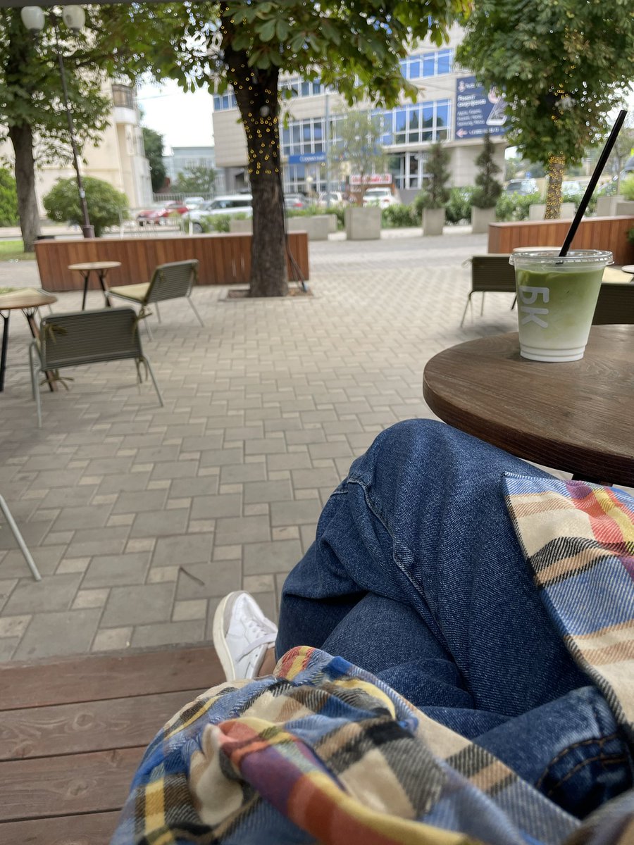 Катя Калибра tweet media