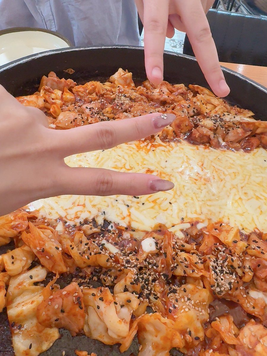 韓国でおれおさんとご飯中☺️
<a href="/oreojmt_sp/">きわみおれお</a>