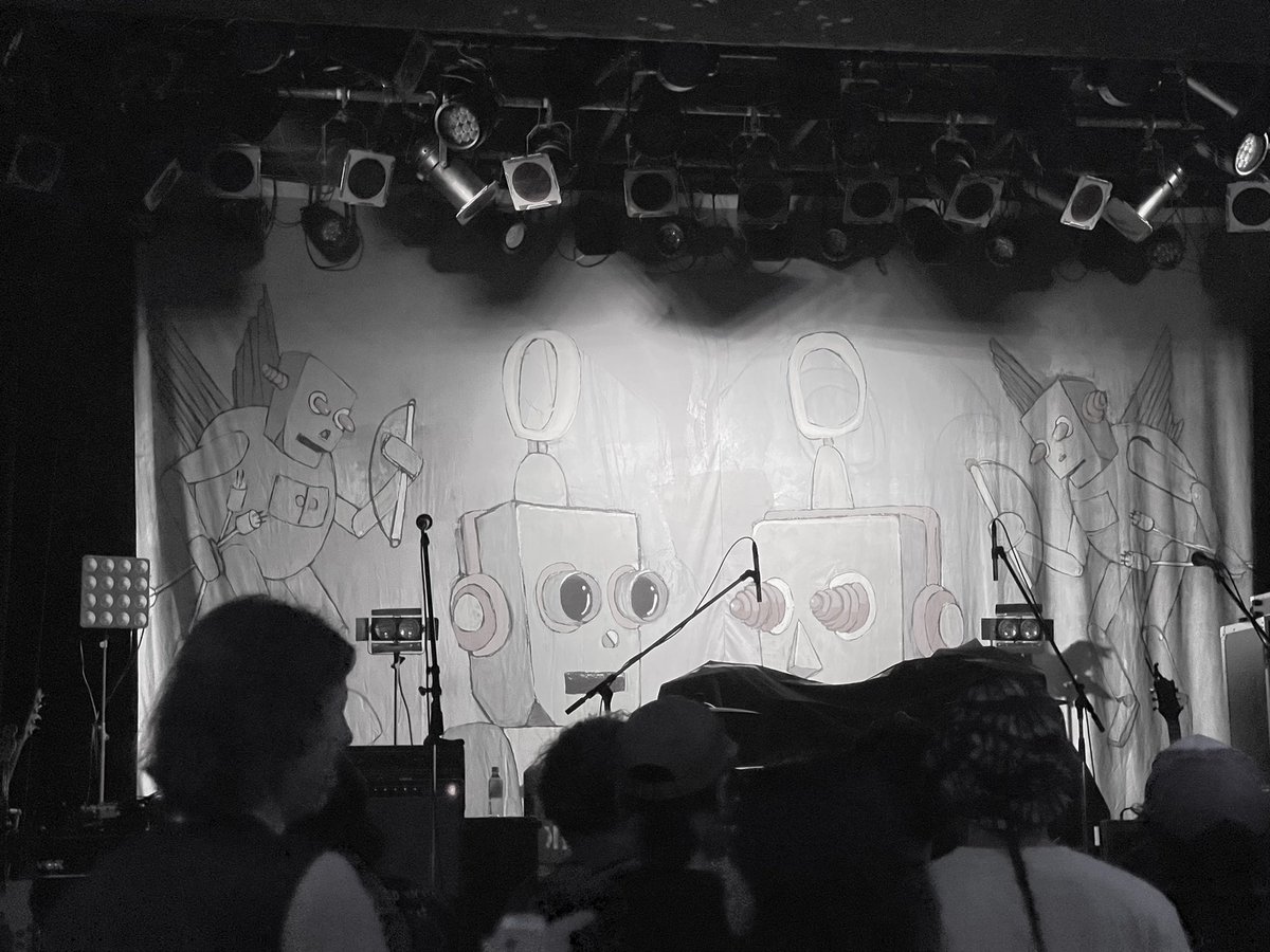 unionunion_03's tweet photo. Apologies are breaking me.
#thegetupkids
#somethingtowritehomeabout
#25yearsofSomethingToWriteHomeAbout
#comebackmydaughters
#フロアエモすぎ https://t.co/7eG9ZIONya