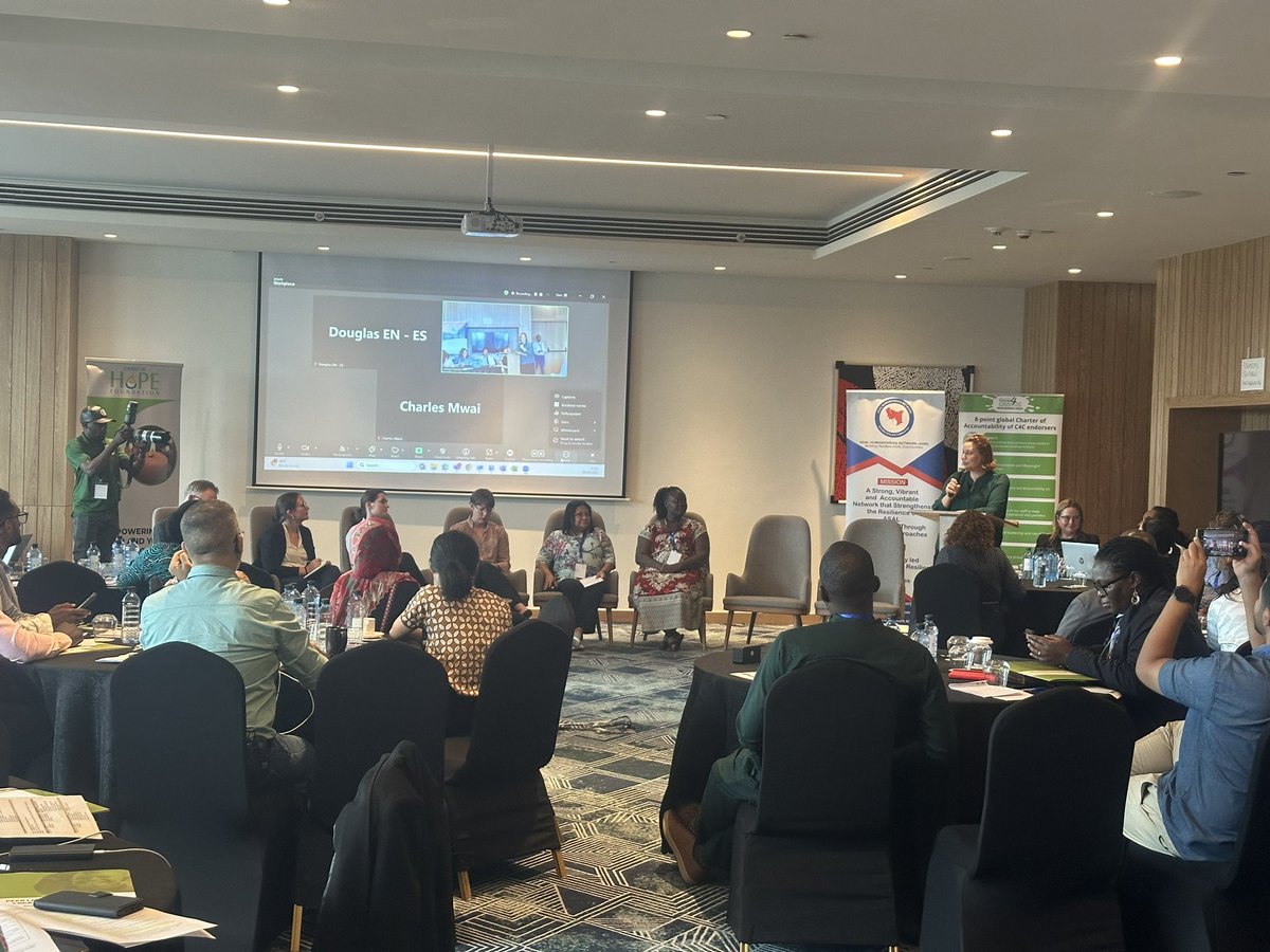 Charter4Change's tweet photo. Happening now: networks present collective priorities & messages shaped over 3 days of #PeerLearning in Nairobi.
In dialogue with donors, exploring complementary roles to advance local & national leadership.
#Nairobi2025 #LocalisationNetworks #ShiftThePower https://t.co/1EoNoLLpyj