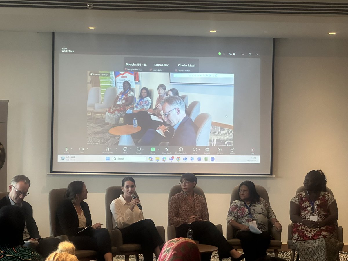 Charter4Change's tweet photo. Happening now: networks present collective priorities & messages shaped over 3 days of #PeerLearning in Nairobi.
In dialogue with donors, exploring complementary roles to advance local & national leadership.
#Nairobi2025 #LocalisationNetworks #ShiftThePower https://t.co/1EoNoLLpyj