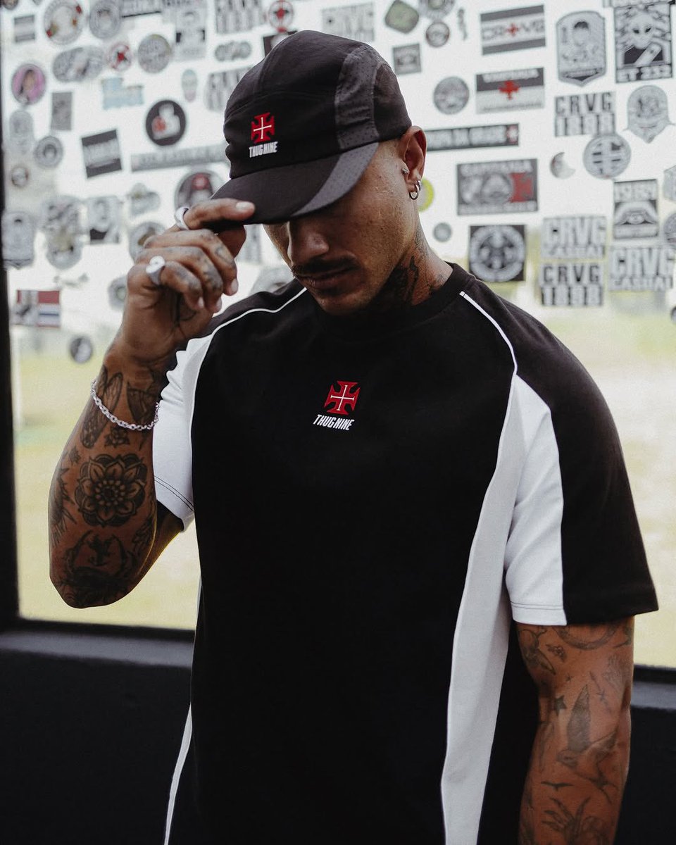 _gigantecolina's tweet photo. 🚨 Chegou!
Drop 2 Vasco + Thug Nine já disponível.
👉 Confira a coleção completa em nossas lojas oficiais.
#VascoDaGama #ThugNine https://t.co/WIj8RADmHn