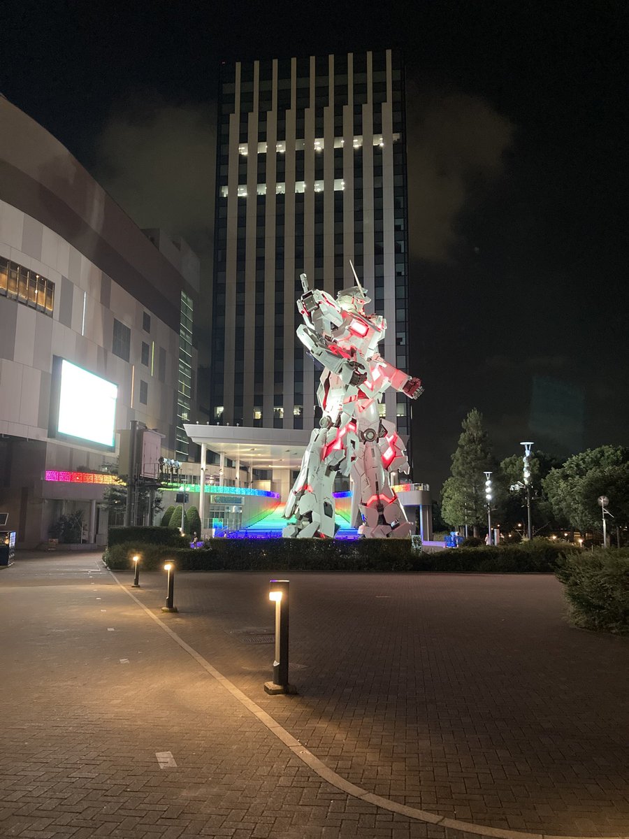 久々にダイバーシティに遊びにきました。（＾ν＾）v