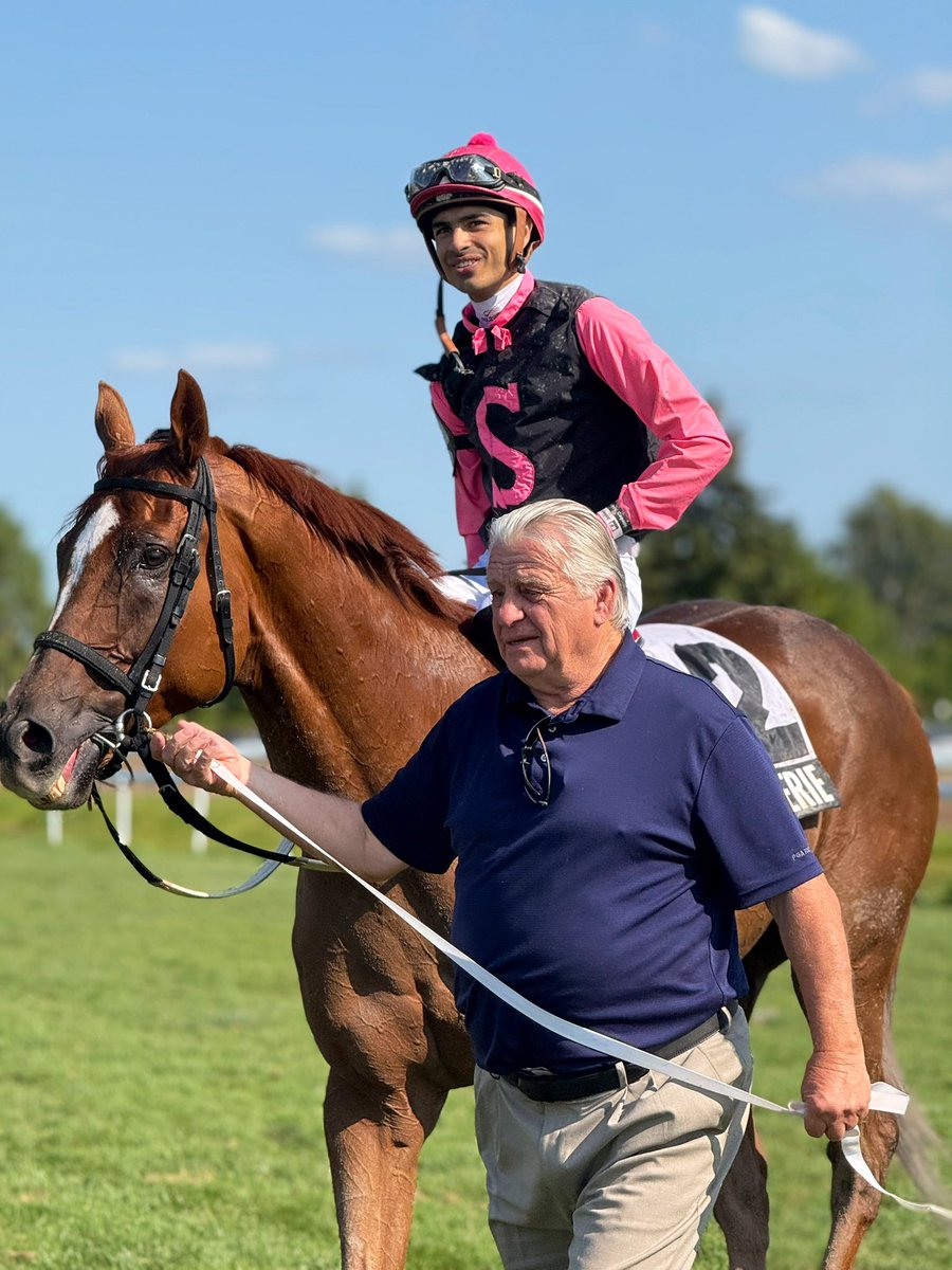 ashley_mailloux's tweet photo. Thank you to the connections of the equine athletes, those wagering, the fans, and most importantly, the racehorses for a wonderful Prince of Wales Day at the Fort, @Forterieracing. 💜 #SupportTheFort https://t.co/7nukxKQwW5