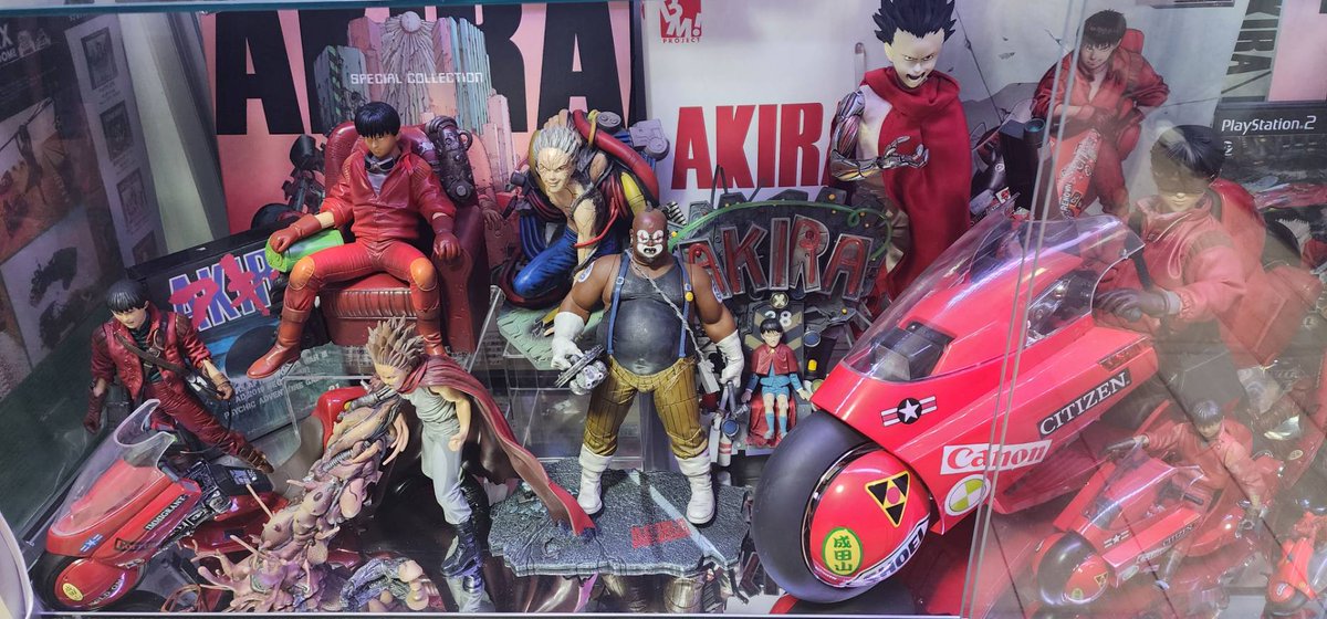 AKIRAコレクション🌟 1/6のフィギュア。金田正太郎 や島 鉄男以外に