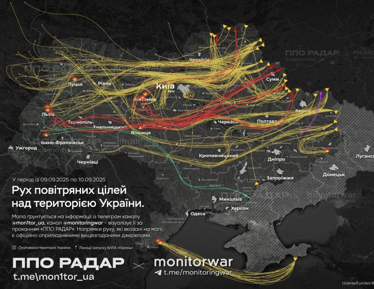 InfoPigula's tweet photo. Od 6 godzin na pełnych obrotach wyssałem z danych ok. 100 wiadomości o wszystkim dot. nocnego nalotu rosyjskich dronów.

Zrobilłem z tego 13 punktów - nie omija nic ważnego, ale i bez nadmiaru, zapętlonych danych.
Tu 1/2 owoców tej pracy.

Dalsza 1/2 zostanie zaraz dołączona do dzisiejszego wydania w serwisie i aplikacji z ograniczeniem dostępu dla nabywców pełnej wersji Infopiguły.

1. Minionej nocy duża liczba ponad 20 rosyjskich dronów Shahed wleciała do Polski. Dowództwo zdecydowało część z nich zestrzelić. Strzelały głównie holenderskie F-35. Premier zwołał nadzwyczajne posiedzenie rządu: - mamy do czynienia z dużą prowokacją. Rząd uspokaja: bez paniki, to nie wojna.
Prezydent Nawrocki zapowiedział naradę Biura Bezp. Narodowego z udziałem premiera. Brał udział w odprawie dowództwa i jest w kontakcie z rządem.
Dowództwo (DORSZ): bezprecedensowe w skali naruszenia polskiej przestrzeni. Jak podkreślono, "jest to akt agresji, który stworzył realne zagrożenie dla naszych obywateli". Natychmiast uruchomiono procedury obronne, które, wg DORSZ, zadziałały prawidłowo.
Naruszenia polskiej przestrzeni trwały od 23.30 we wtorek do 6.30 w środę. Całą noc.
Rząd apeluje do Polaków o pełen spokój, śledzenie komunikatów służb, nieuleganie dezinformacji i manipulacjom.

2. Polska uruchomiła art. 4 NATO. Tusk i Nawrocki deklarowali, że będą w tej sprawie działać razem “jak jedna pięść”. To 7. raz w dziejach NATO (od 1949 r.), gdy artykuł jest uruchomiony.
Artykuł mówi, że: "strony będą się wspólnie konsultowały, ilekroć, zdaniem którejkolwiek z nich, zagrożone będą integralność terytorialna, niezależność polityczna lub bezpieczeństwo którejkolwiek ze strony".

3. Polska w nocy zamknęła przestrzeń powietrzną i 4 lotniska: w Warszawie, Modlinie, Rzeszowie i Lublinie. Rano powróciły do pracy.
7 międzynarodowych lotów na lotnisko Chopina musiało zostać przekierowanych do innych polskich miast.

4. NATO: - trwają ścisłe konsultacje między polskim dowództwem, a dowództwem Sojuszu.
Sekretarz gen. Mark Rutte chwali Polskę, Holandię, Niemcy i Włochy za bardzo skuteczną reakcję na wtargnięcie dronów. “Jesteśmy w stanie bronić każdego cm NATO”; “trwa pełna ocena zdarzenia”.

5. Reaguje Zełenski: - brak silnej reakcji tylko utrwala eskalację. Dziś nastąpił kolejny krok eskalacyjny w testowaniu granic możliwości. Czy nastąpią kolejne kroki, w pełni zależy od skoordynowania i siły działań odwetowych. Rosja musi odczuć, że wojny nie da się rozszerzać i trzeba ją będzie zakończyć.
W jego ocenie: “potrzebna jest wystarczająca ilość broni, by powstrzymać agresora, oraz silna, wspólna odpowiedź Ukrainy, Polski, całej Europy i USA.”

6. MSZ wzywa przedstawiciela Rosji, by wręczyć mu notę protestacyjną.

7. 1 z Shahedów spadł w Mniszkowie w pow. opoczyńskim w woj. łódzkim. Prawdopodobnie skończyło mu się paliwo. W Lubelskim zestrzelony dron dokonał zniszczeń w domu rodzinnym w Wyrykach w pow. włodawskim - nikt nie ucierpiał.

W pełnej wersji serwisu https://t.co/dwU50cVYlN za parę minut:
- ważne, ale nie wiadomo czy prawdziwe twierdzenia Białorusi
- reakcje świata i z USA
- rządowy alert bezpieczeństwa nie zadziałał i kuriozalne wyjaśnienia rządu
- co teraz robi 12 tys. policjantów w stanie wysokiej gotowości
- o co apeluje lider Konfederacji

Posiadacze apek otrzymają pushe.
Jeśli będą nowe ustalenia, zaktualizujemy co parę godzin i damy info o tym na FB oraz pushem w apce.
Jeśli będzie dalsza spirala wydarzeń, odpalimy dział Live w serwisie i aplikacji.
Przypomnijmy, że rejestracja polega jedynie na podaniu maila i utworzeniu hasła, a pierwsze 30 dni jest za free BEZ TWORZENIA OBOWIĄZKU PŁATNICZEGO po ich upływie (wolność decyzji).
Jeśli wolisz całymi dniami scrollować internet - Infopiguła jedynie skondensuje i podsumuje to co się dowiecie, uzupełniając o to co Cię ominęło.
Jeśli jednak wolisz realizować swoje cele i potem w 5 minut ogarnąć wszystko co ważne i ciekawe, Infopiguła jest idealnym rozwiązaniem.